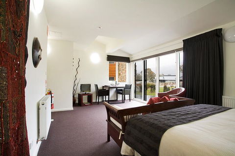 Lake Crackenback Resort & Spa - Sunshine Coast Tourism 2