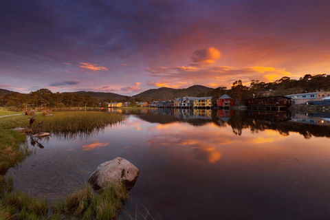 Lake Crackenback Resort & Spa - Sunshine Coast Tourism 0