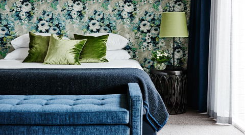 Lake House - Sunshine Coast Tourism 3