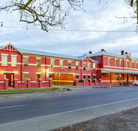 Lake Inn - Ballarat - Sunshine Coast Tourism