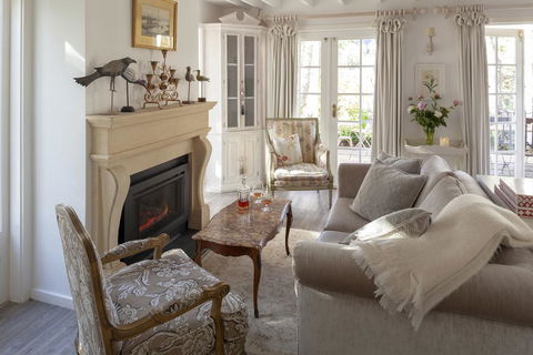 Lakeleigh - Sunshine Coast Tourism 2