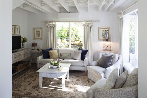 Lakeleigh - Sunshine Coast Tourism 3