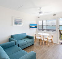 Lakeside Flats 6 - Sunshine Coast Tourism
