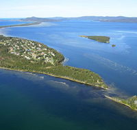 Lakeview Lodge - Sunshine Coast Tourism