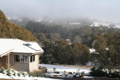 Lakeview Luxury Retreat - Sunshine Coast Tourism 0
