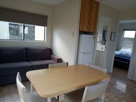 Lang Lang Caravan Park - Sunshine Coast Tourism 2