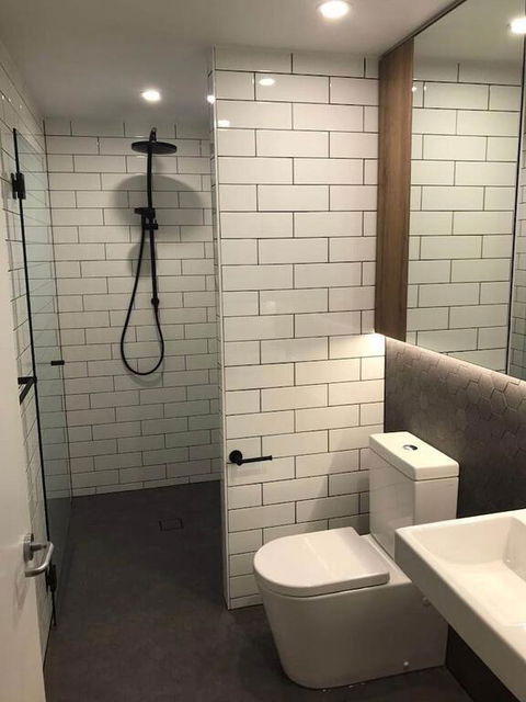 Large Space 2 BED APT Near Brisbane Airport - Holiday Sunshine Coast 3