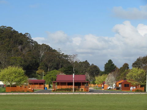 Latrobe Mersey River Cabin And Caravan Park - Sunshine Coast Tourism 0