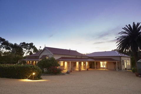 Le Mas Barossa - Sunshine Coast Tourism 0