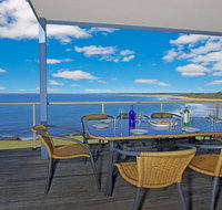 Le Vista - panoramic views looking south - Sunshine Coast Tourism