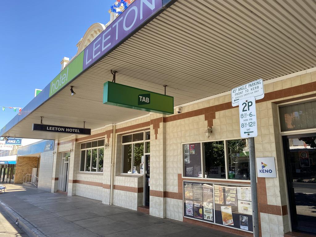Howlong NSW Holiday Sunshine Coast