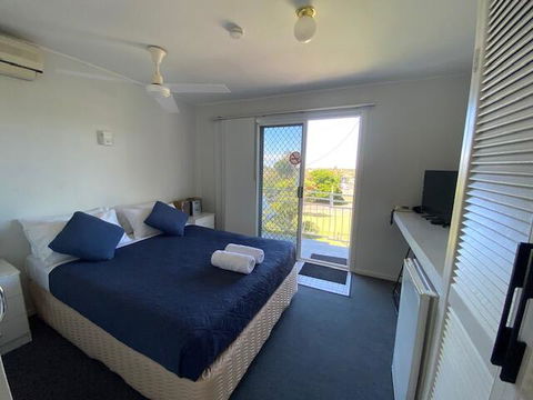Leisure-Lee Holiday Apartments - Sunshine Coast Tourism 1