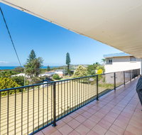 Lentara St 12 - Fingal Bay - Sunshine Coast Tourism