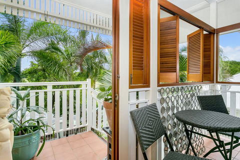 Lilyfield Apartments - Two Bedroom Apartment - Sunshine Coast Tourism 3