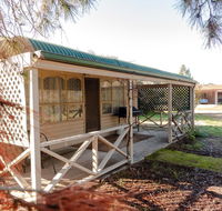 Limestone Cottage - Holiday Sunshine Coast