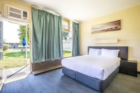 Links Hotel - Sunshine Coast Tourism 2