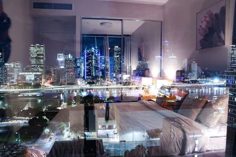 Lucid Apartment South Brisbane - Holiday Sunshine Coast 2