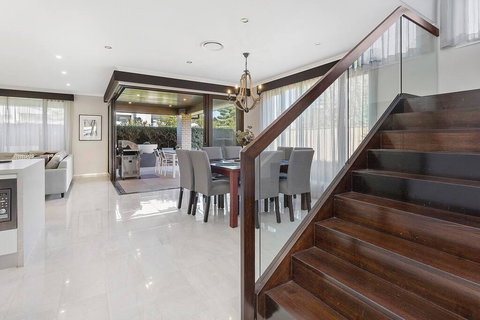 Luxury Brand New Home - Holiday Sunshine Coast 2