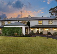 Luxury Bungalow - Holiday Sunshine Coast