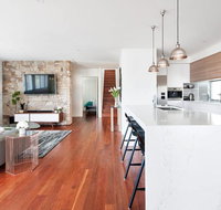 Luxury in Corlette - 4 Drungall Ave - Sunshine Coast Tourism