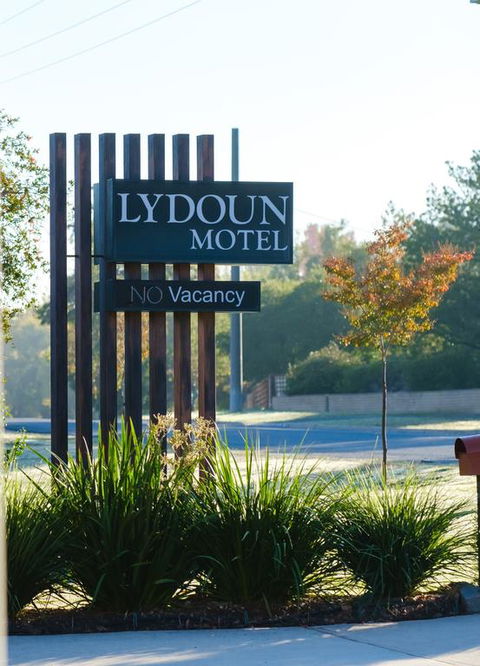 Lydoun Motel - Sunshine Coast Tourism 3