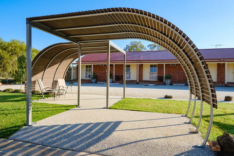 Lydoun Motel - Sunshine Coast Tourism 2