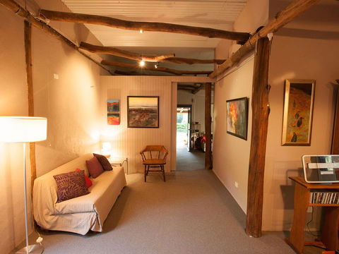 Lyrebird Studio Hideaway In The Watagans - Be At One With Nature - Sunshine Coast Tourism 3