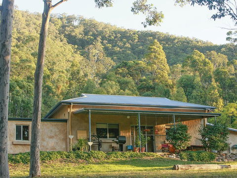 Lyrebird Studio Hideaway In The Watagans - Be At One With Nature - Sunshine Coast Tourism 0