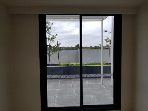 M City Self Contained Apartment - Holiday Sunshine Coast 2