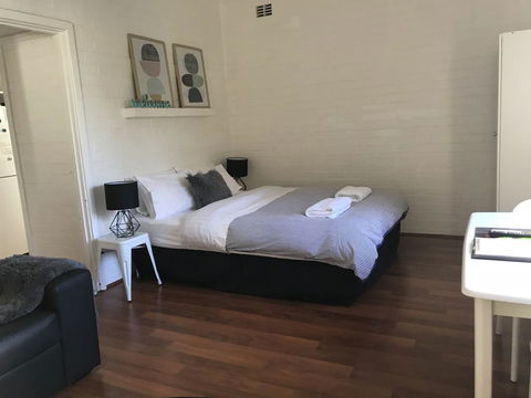 M106 Holiday Apartment In The City - Holiday Sunshine Coast 0
