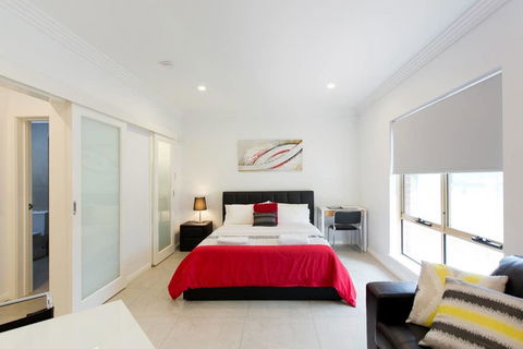M5 Apartment In The Free Transit Zone West Perth - Holiday Sunshine Coast 1