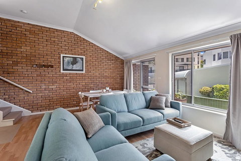 Macadamia Court 6 - Nelson Bay - Holiday Sunshine Coast 2