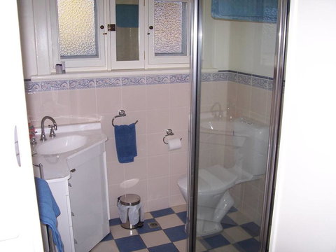 MacDonnell House Naracoorte - Holiday Sunshine Coast 0