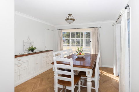 Macleay Street 23, Narrawallee - Sunshine Coast Tourism 3