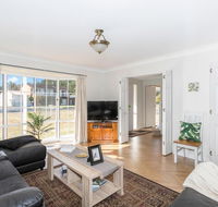 Macleay Street 23 Narrawallee - Sunshine Coast Tourism