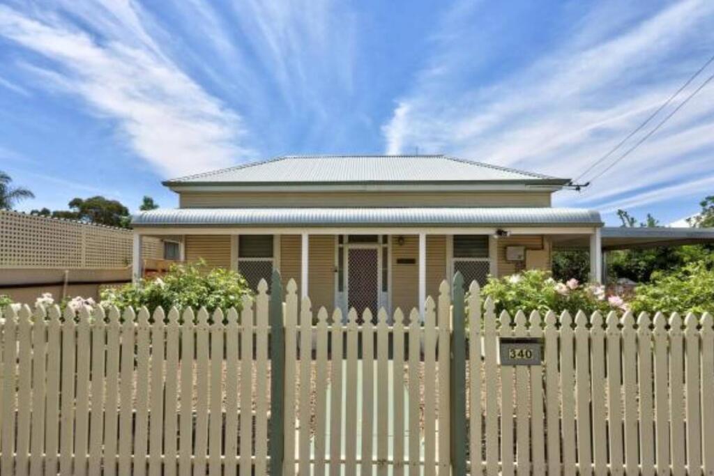 Goodooga NSW Holiday Sunshine Coast