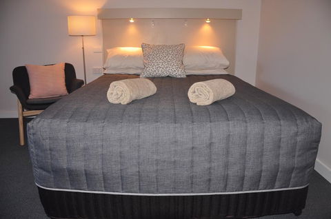 Maffra Motor Inn - Sunshine Coast Tourism 1