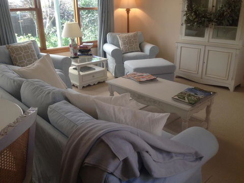 Magnolia Cottage - Holiday Sunshine Coast 2