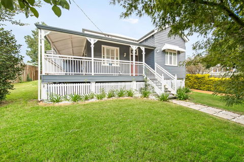 Magnolia On Mary - Sunshine Coast Tourism 1