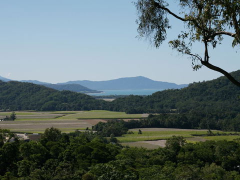 Mai Tai Resort - Sunshine Coast Tourism 2