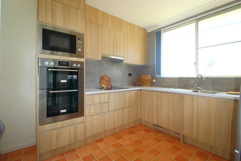 Main Stay 8, 1 Main Street - Sunshine Coast Tourism 1