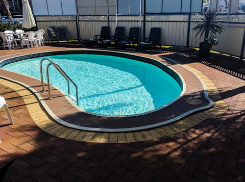 Main Street Motel - Sunshine Coast Tourism 2