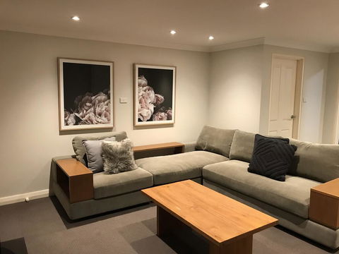 Maison Noir 1 - Sunshine Coast Tourism 2