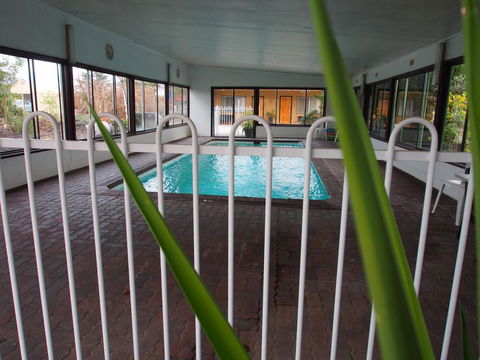 Majestic Motel - Sunshine Coast Tourism 0