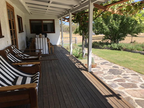 Mallow Cottage - Holiday Sunshine Coast 0