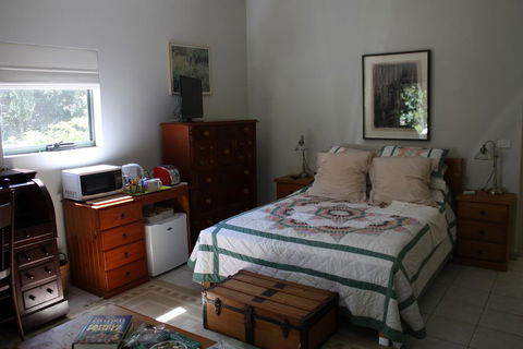Mandalay House - Sunshine Coast Tourism 1