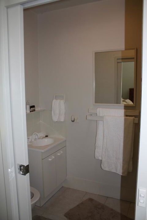 Mandalay House - Sunshine Coast Tourism 3