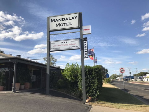 Mandalay Motel - Sunshine Coast Tourism 0