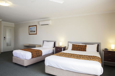 Mandarin Motel - Sunshine Coast Tourism 0