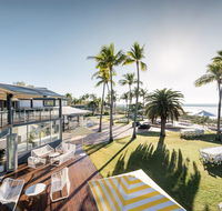 Mangrove Hotel - Holiday Sunshine Coast